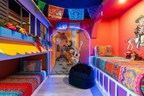 Magical 6BR Family Retreat with Pool Near Disney